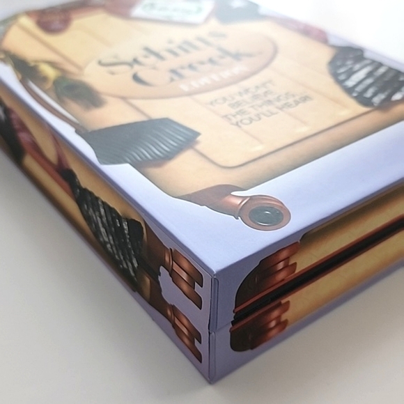 Things  Game The Schitts Creek Edition 4+ Players Ages 14+ - Picture 3 of 8